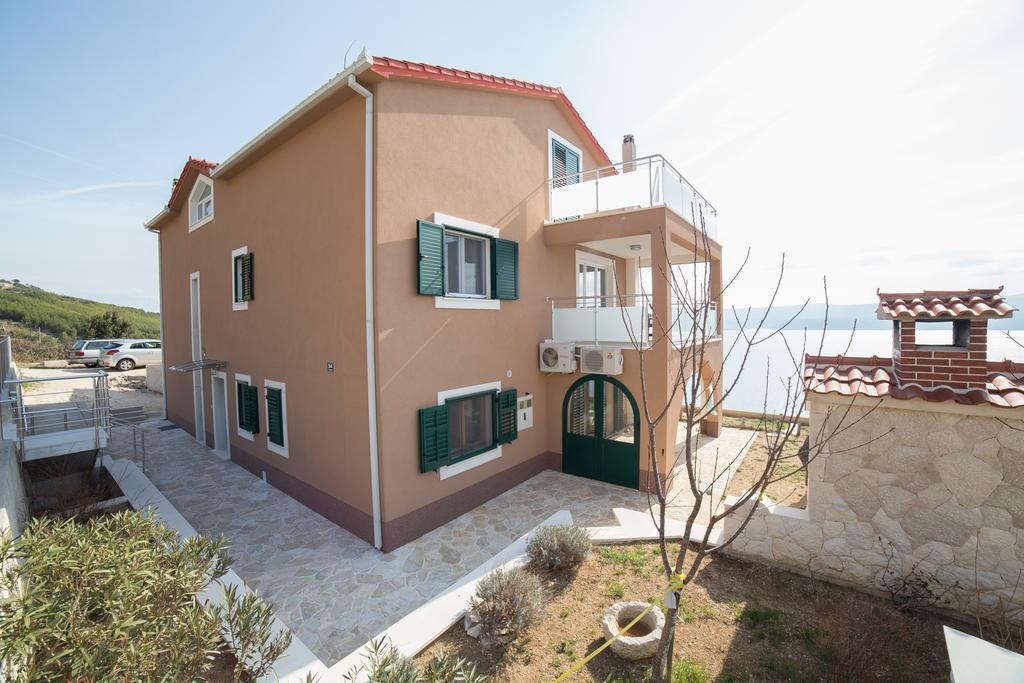 Apartmani Noah - Iva I Matea Stanici Bagian luar foto